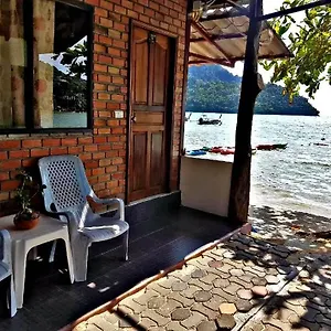 Dalum Beachhouse Гостевой дом